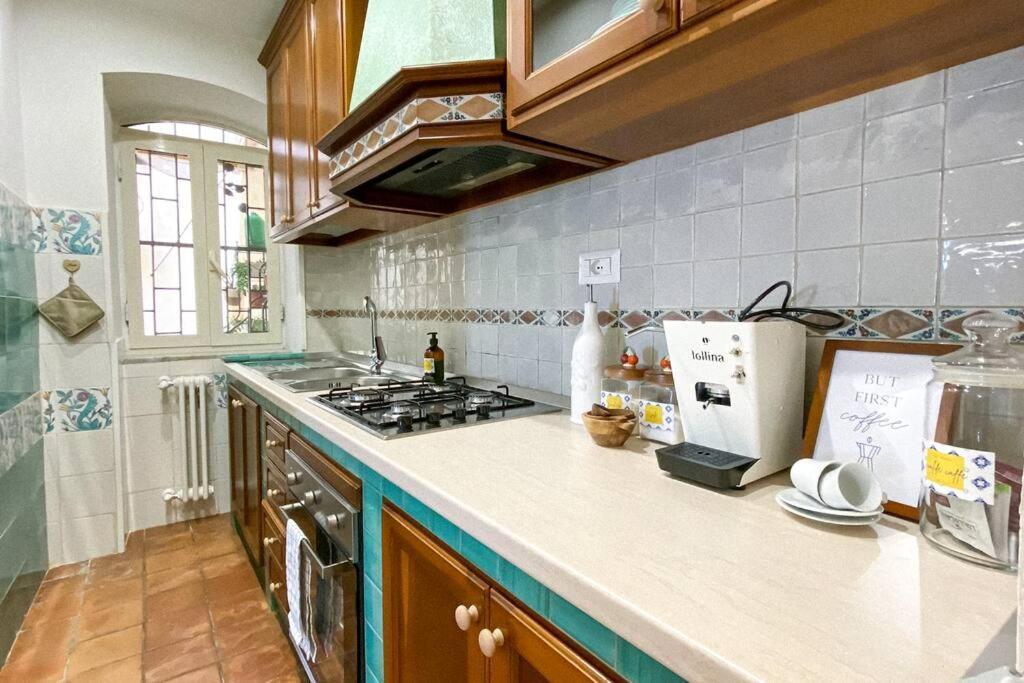 Le Scale Apartment ซาแลร์โน ภายนอก รูปภาพ